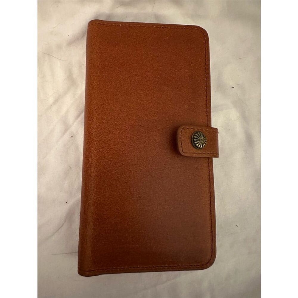 M & W Unisex Brown Slim Fold Leather Wallet with Card Slots